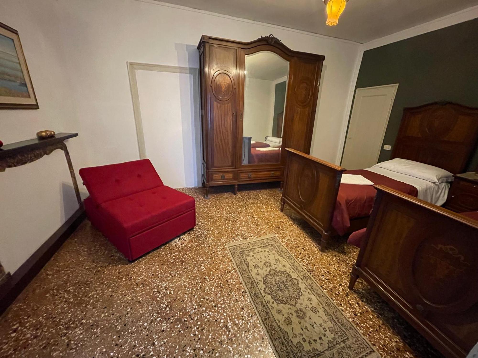 Lions Venice Guest House エクステリア 写真