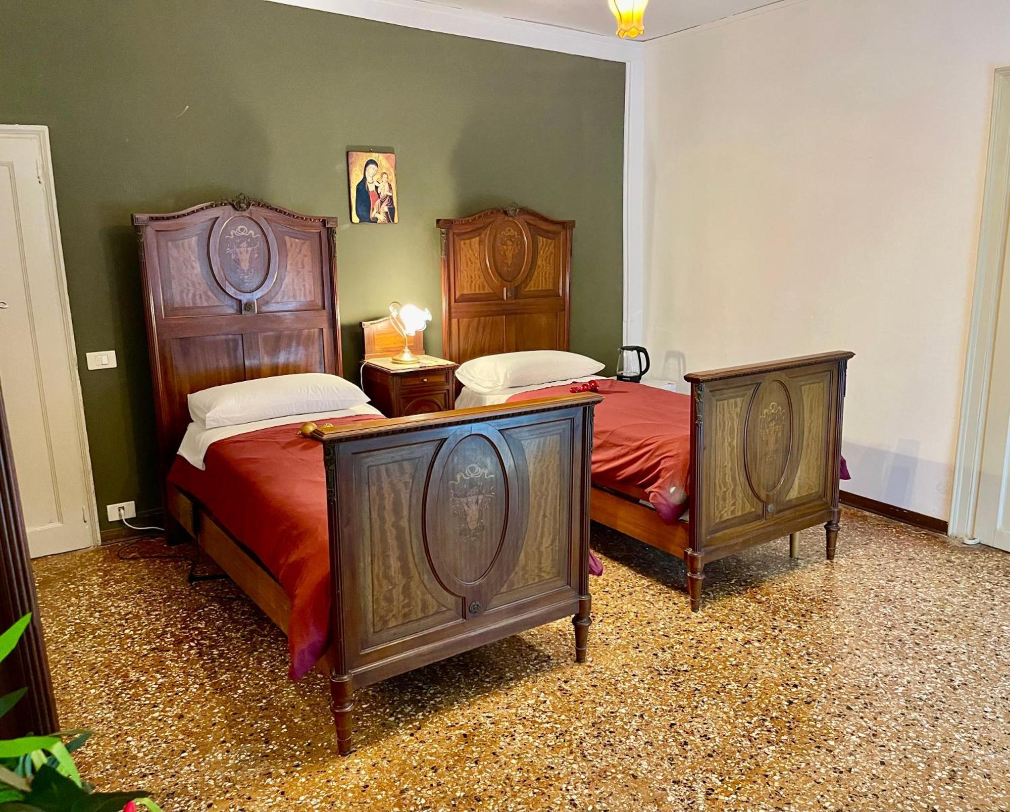 Lions Venice Guest House エクステリア 写真