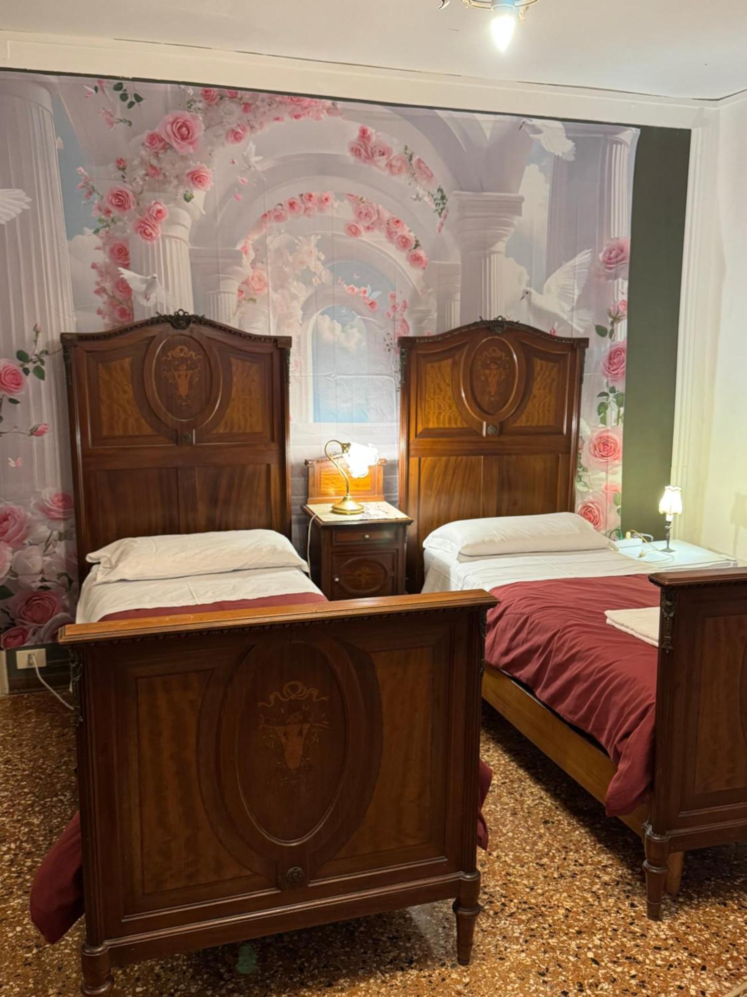 Lions Venice Guest House エクステリア 写真